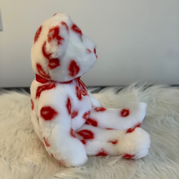 Ty (25) Beanie Buddy  White and Red Kiss Print “Smooch” - Picture 5 of 10